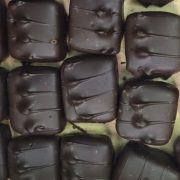 O'Shea's Dark Chocolate Peanut Butter Meltaway