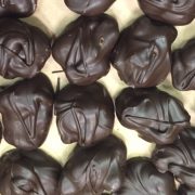 O'Shea's Dark Chocolate Almond Cluster