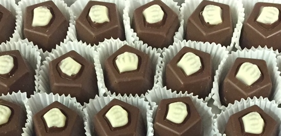 O’Shea’s Milk Chocolate Caramel Crown Truffle