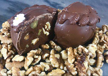 1# O'Shea's Milk Chocolate Fudge Walnut Egg
