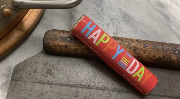 O'Shea's Occasion Gourmet Milk Chocolate Bar "Happy Birthday"