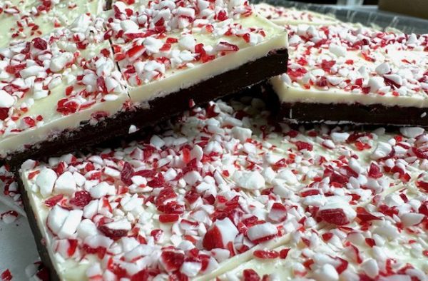 O'Shea's Hand Poured Peppermint Dark & White Layered Bark