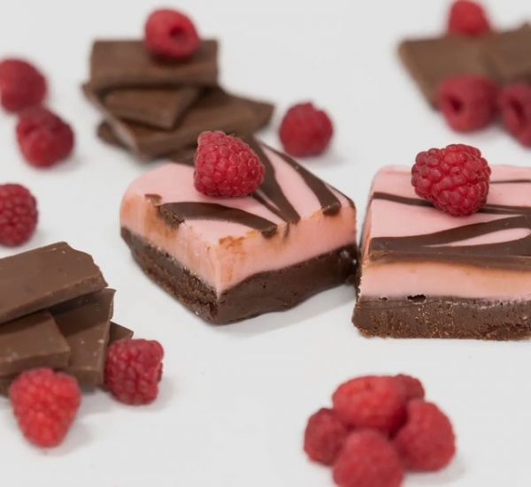 O'Shea's Cream & Butter Fudge - Raspberry  Chocolate Swirl