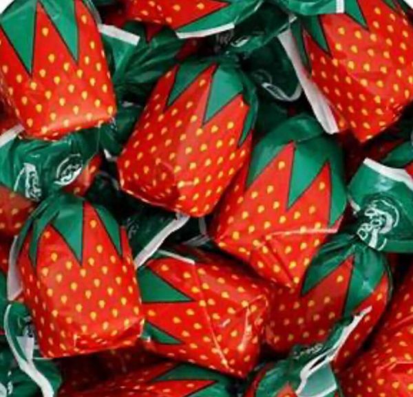 O'Shea's Nostalgic Non-Chocolate Strawberry Bon Bon Gift Box