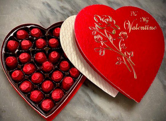 O'Shea's Heart Box of Milk Chocolate Foiled Cherries