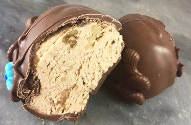 1/2# O'Shea's Milk Chocolate Maple Walnut Cream Egg