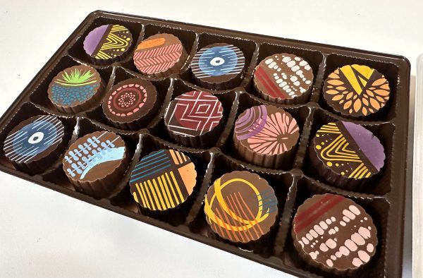 O’Shea’s Artisan Truffles – 15-Piece Window Box