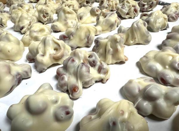 O'Shea's White Peanut Clusters Hand Dipped